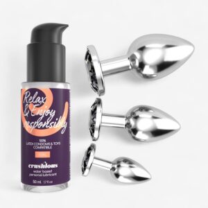 Crushious Bijou Luxe anaaliplugi-harjoitussetti, metalli 3 kpl – musta jalokivi + 50 ml liukuvoide